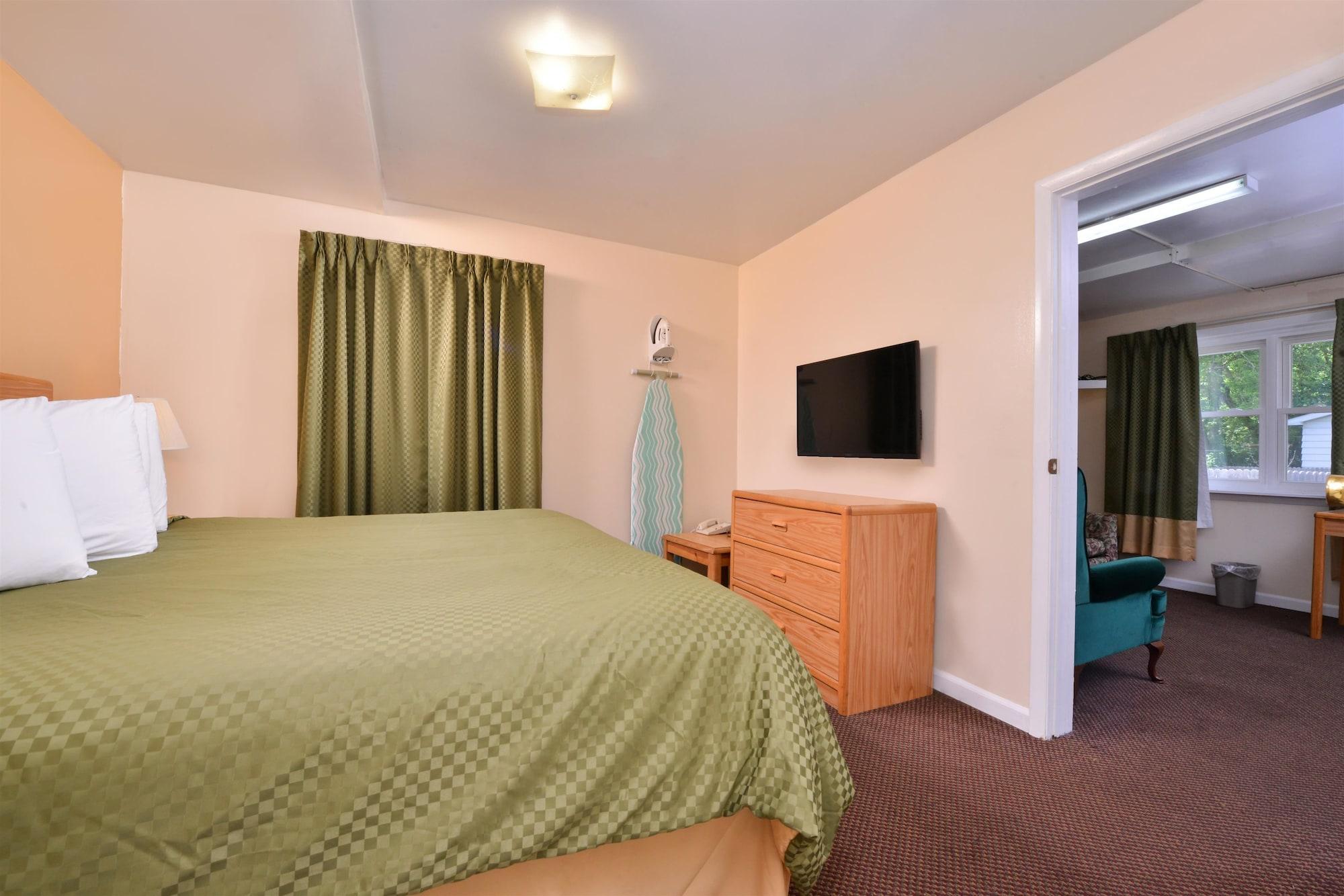Americas Best Value Inn Jonesville/Hillsdale Екстер'єр фото