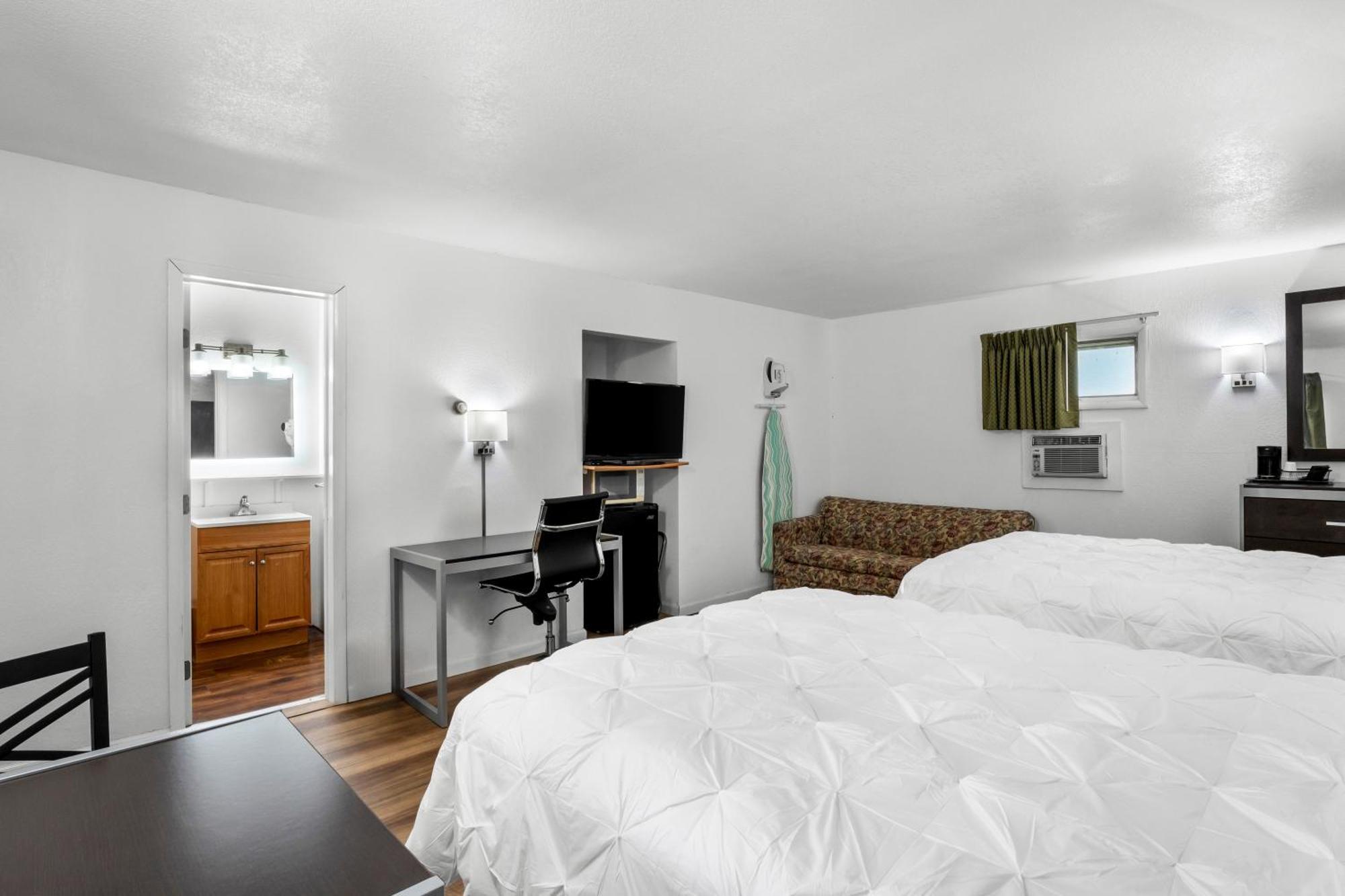 Americas Best Value Inn Jonesville/Hillsdale Екстер'єр фото